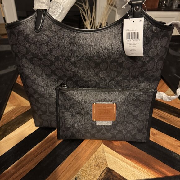 COACH Day Tote, V5/Charcoal Black - Picture 2 of 5